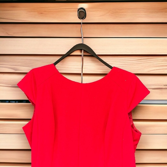 CB Women’s Red Cap Sleeve Fit & Flare Dress – Size 14 Petite | Classic Elegance - Picture 4 of 4